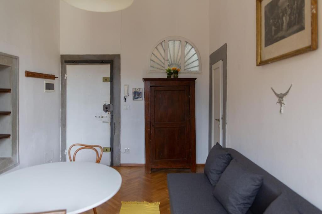 Elegant Apartment Outside Ztl & 10Min From Center Firenze Bagian luar foto